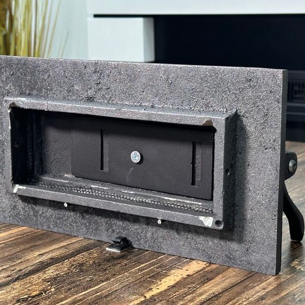 Дверцята зольників Style 50 Чавунні дверцята піддувальні Iron Fire Чавун двері піддувальні 315х165 мм 1493 фото